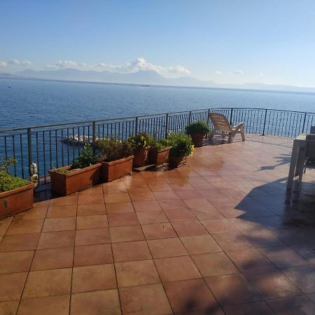 Napoli Sospesi Tra Cielo E Mare Apartment Luaran gambar